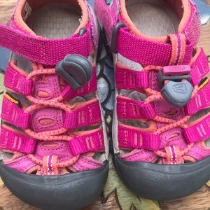 KEEN WATER PROOF SANDAL KING